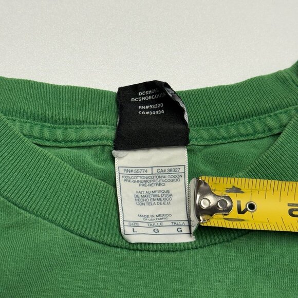 Vintage DC Skate T Shirt Mens Large Green Short Sleeve Y2K Skateboard - Picture 9 of 13